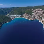 Holiday home In Cambarelici *