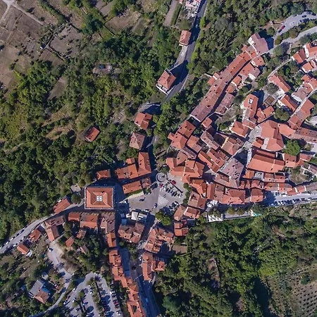 בית נופש Cozy In Cambarelici